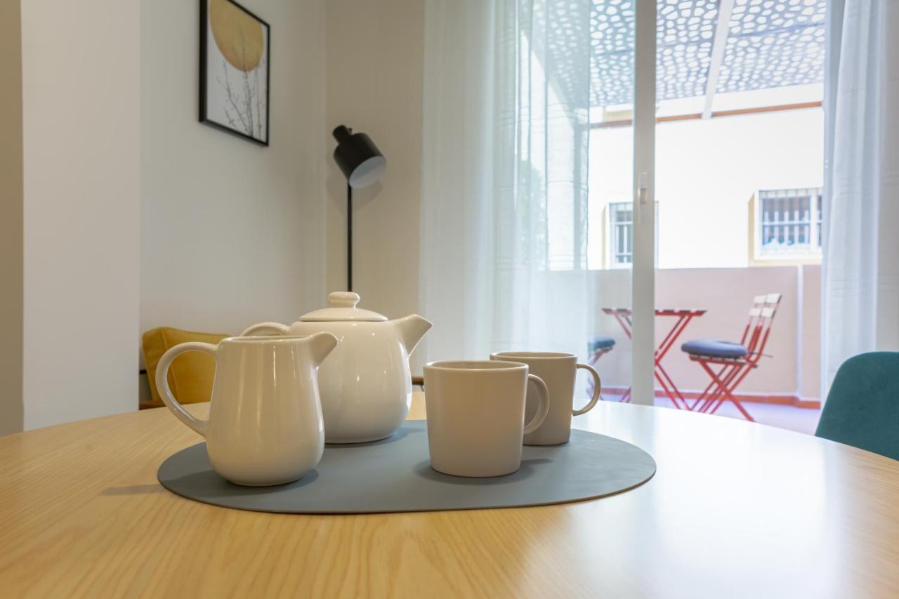 Teatro Suites Malaga Playa Екстериор снимка