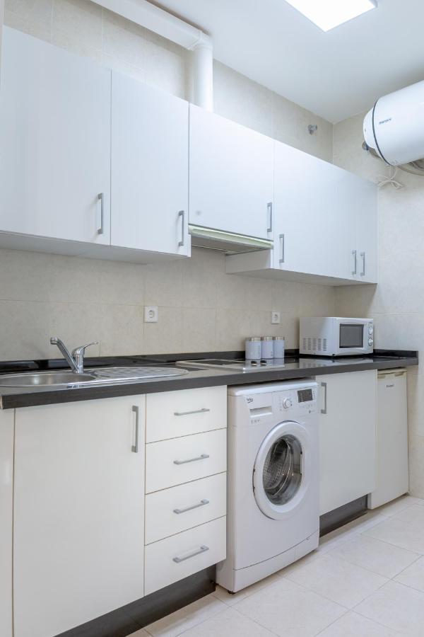 Teatro Suites Malaga Playa Екстериор снимка